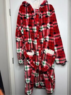 Cozy Red Plaid Men's Hooded Robe with Moose Print L/XL